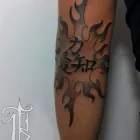 La imagen 5 de la Empresa BLOOD ROSE TATTOO Estudio de piercings para el cuerpo en Bucaramanga SAN