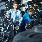 La imagen 3 de la Empresa DISTRIBUIDORA AVENTURA KAWASAKI-KTM-AUTECO-SPECIALIZED Zapatería en Manizales CAL