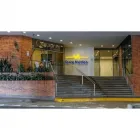 La imagen 2 de la Empresa DR JUAN SANTAMARIA CIRUJANO Tienda de productos cosméticos en Medellín ANT