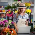 La imagen 3 de la Empresa EL PALACIO DE LAS HIERBAS Y LAS FLORES Mayorista para floristerías en Medellín ANT