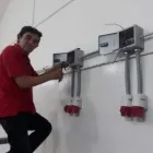 La imagen 4 de la Empresa ELECTRICISTA Y PLOMERO RAÚL GARCÍA Tienda de artículos de baño en Cali VAC