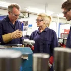 La imagen 3 de la Empresa RECTIFICADORA LA GARANTIA LTDA Tienda de suministros eléctricos en Bogotá CUN