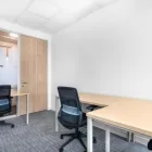 La imagen 2 de la Empresa REGUS - BOGOTA, AEROPUERTO BURÓ 26 Servicio de alquiler de oficinas en Bogotá CUN