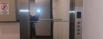 La imagen 1 de la Empresa ASCENSORES CMV en Bogota DC