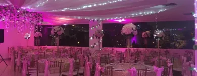 La imagen 2 de la Empresa CENTRO DE EVENTO ALUNA Servicio de logística en Barranquilla ATL