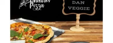 La imagen 3 de la Empresa CHARROS PIZZA HOUSE Servicio de entrega de comestibles a domicilio en Bogotá, D.c. DC