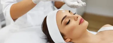 La imagen 2 de la Empresa CREMA FACIAL EFECTO BOTOX Tienda de suministros para la belleza en Cali VAC