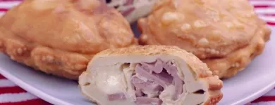 La imagen 3 de la Empresa DCANOS PANZEROTTIS Panadería en Medellín ANT