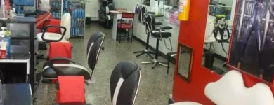 La imagen 3 de la Empresa DILAN PELUQUERÍA Supermercado en Bogotá CUN