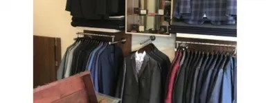 La imagen 1 de la Empresa ÉPOCA DE SMOKING Tienda de ropa para hombre en Bogotá, D.c. DC