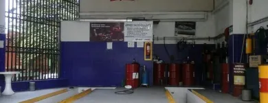 La imagen 5 de la Empresa ESTACIÓN DE SERVICIOS LA TRACTOMULA Tienda de repuestos para automóviles en Pereira RIS