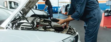 La imagen 4 de la Empresa LUBRICERON LA AUTOPISTA Tienda de accesorios de automóviles en Cali VAC