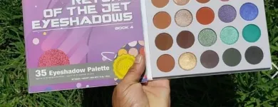 La imagen 2 de la Empresa MAKEUP MIRROR Tienda de suministros para la belleza en Medellín ANT