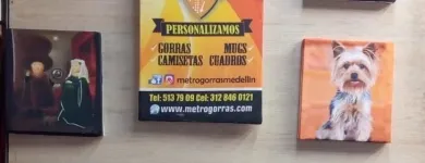 La imagen 2 de la Empresa METROGORRAS Tienda de camisetas en Medellín ANT