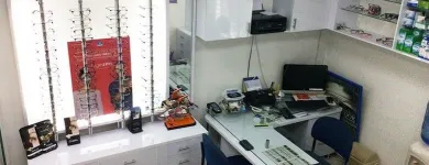 La imagen 4 de la Empresa ÓPTICA ESPECIALIZADA 20/20 Tienda de suministros médicos en Cali VAC