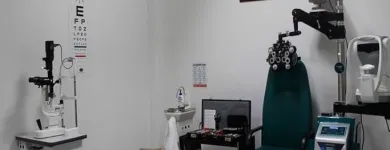 La imagen 5 de la Empresa OPTÓMETRAS - DRA. ELBA CRISTINA SANTISTEBAN AVELLA Optometría en Tunja BOY