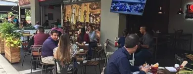 La imagen 3 de la Empresa PALMAGRANDE MALL COMERCIAL Tienda de ropa en Medellín ANT