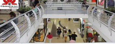 La imagen 4 de la Empresa PASAJE COMERCIAL BOULEVARD DE JUNÍN Zapatería en Medellín ANT