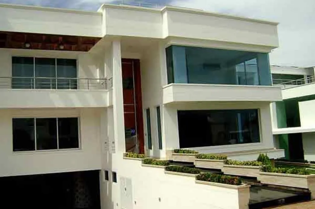 La imagen 2 de la Empresa TECNOALUMINIOS FLÓREZ SAS