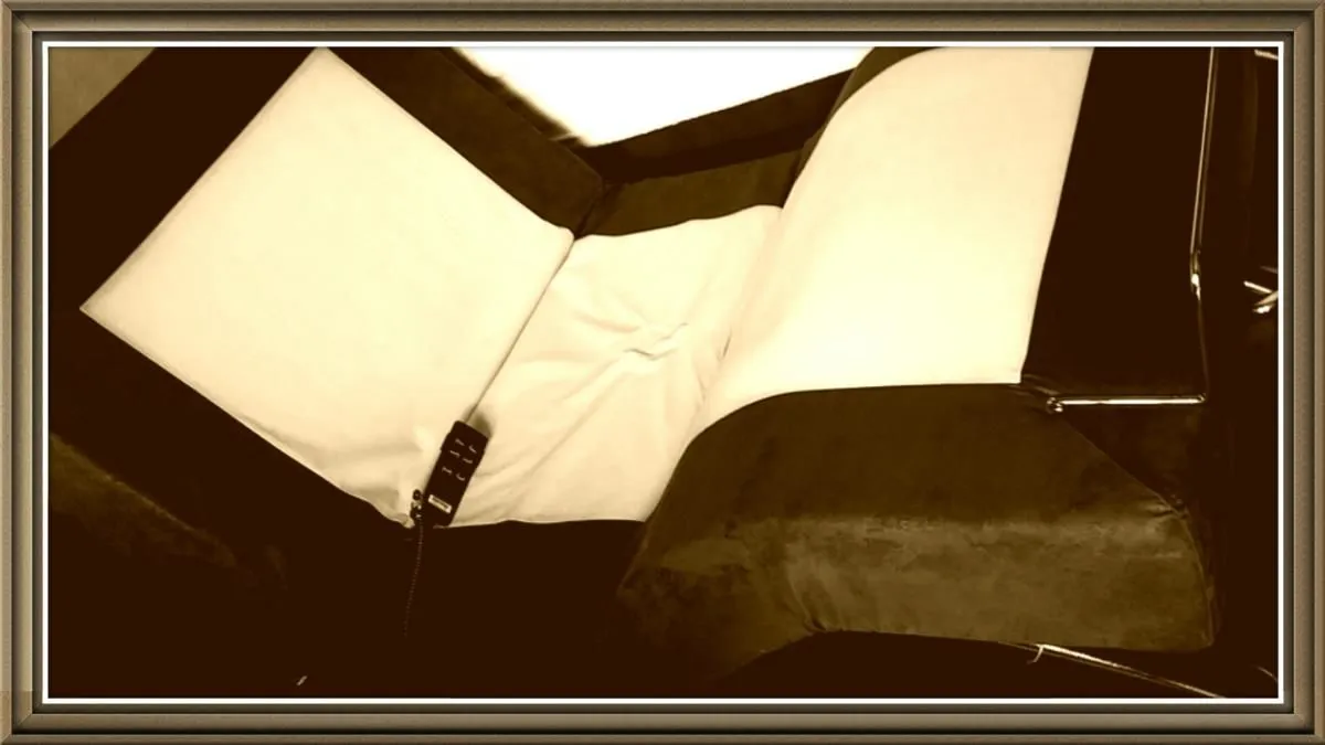 La imagen 2 de la Empresa TECNOCAMAS Y SILLAS