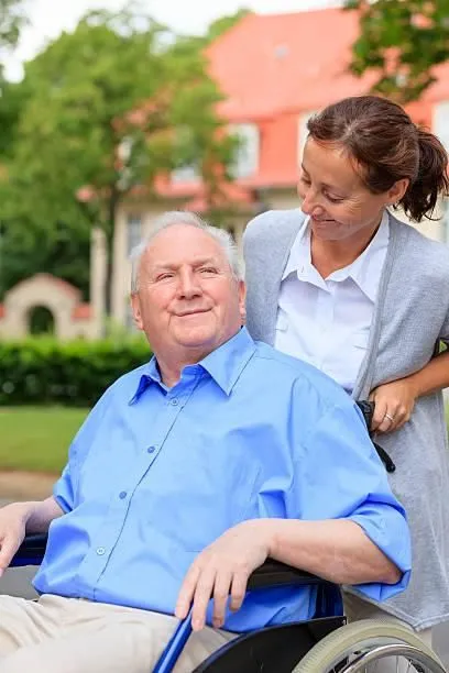 La imagen 1 de la Empresa LA CASA DE ALEJO - HOGARES GERIÁTRICOS