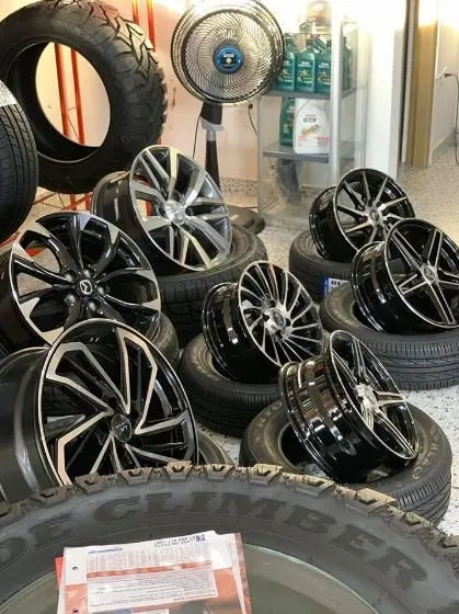 La imagen 3 de la Empresa INTERLLANTAS PLUSS