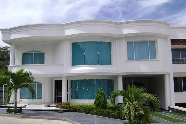 La imagen 5 de la Empresa TECNOALUMINIOS FLÓREZ SAS