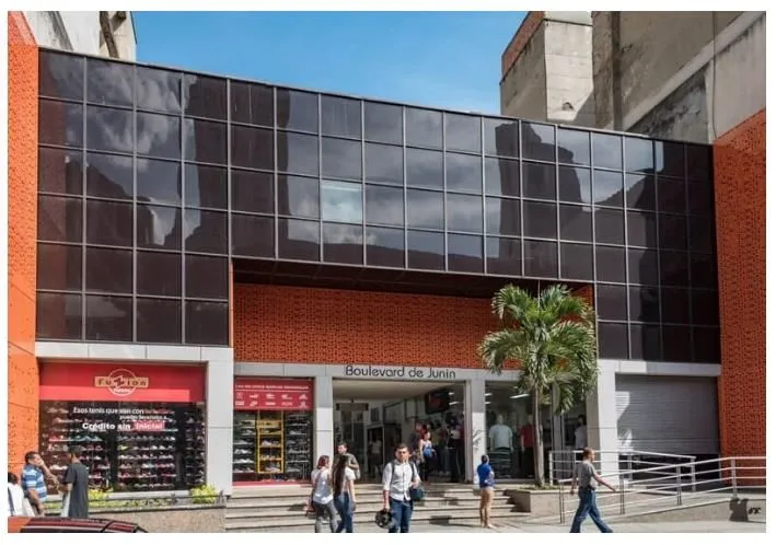 La imagen 5 de la Empresa PASAJE COMERCIAL BOULEVARD DE JUNÍN