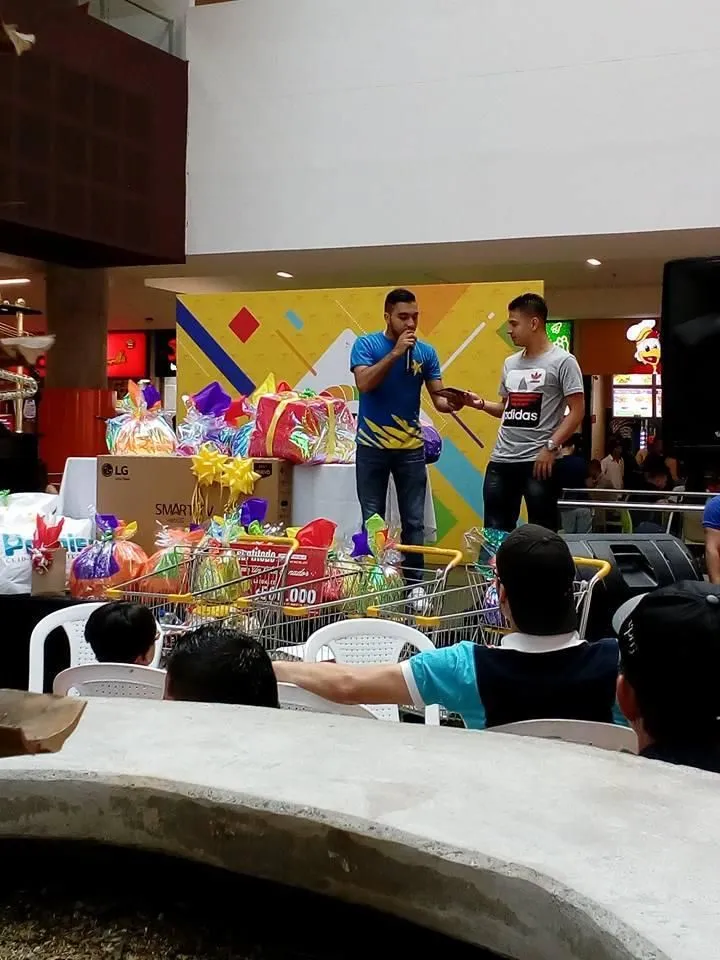 La imagen 3 de la Empresa AVENTURA CENTRO COMERCIAL