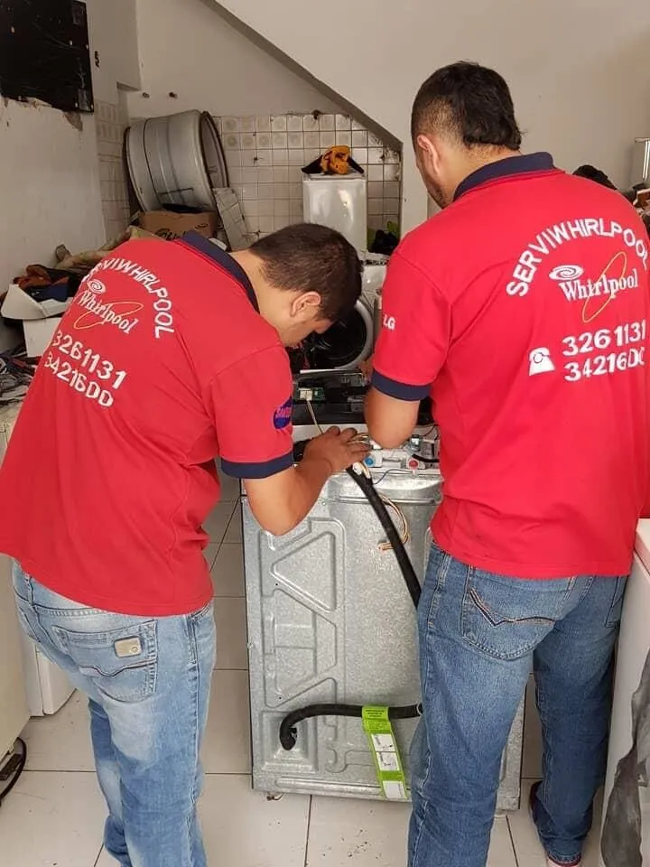 La imagen 2 de la Empresa SERVIWHIRPOOL