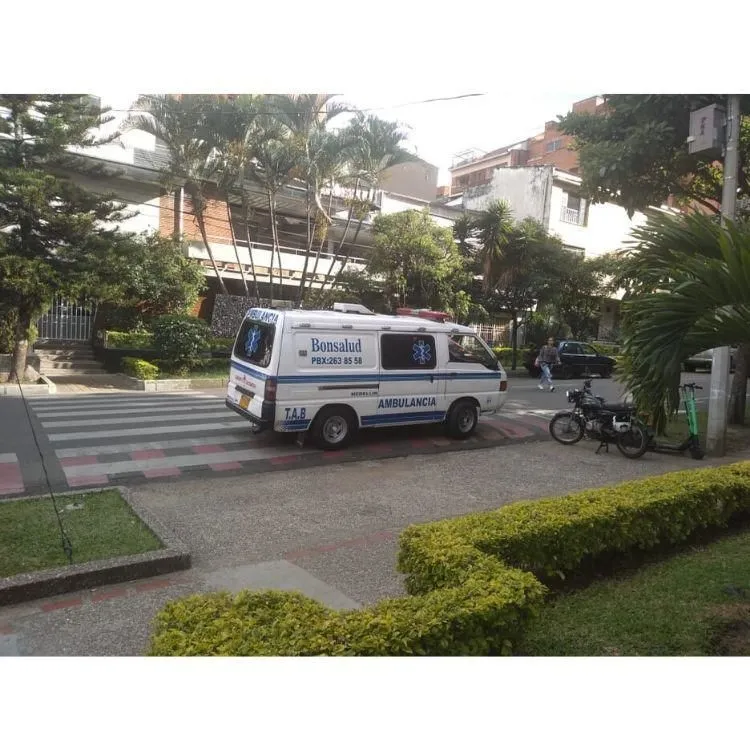 La imagen 5 de la Empresa AMBULANCIA BONSALUD E.U