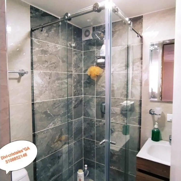 La imagen 2 de la Empresa DIVI-CRISTALES GA