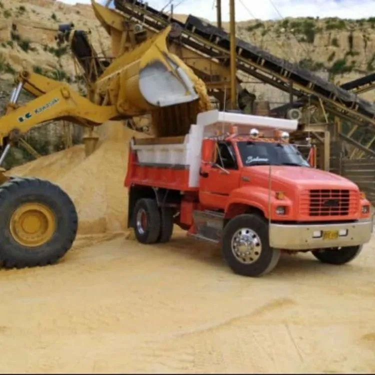 La imagen 1 de la Empresa MAQUI VOLQUETAS