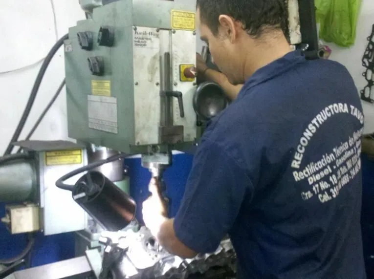 La imagen 5 de la Empresa RECONSTRUCTORA TAVO