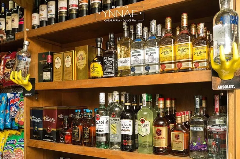 La imagen 8 de la Empresa CIGARRERÍA Y DULCERÍA YNNAF