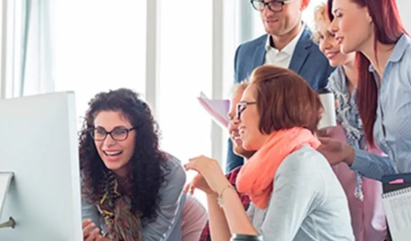 La imagen 2 de la Empresa POLITÉCNICO MAYOR