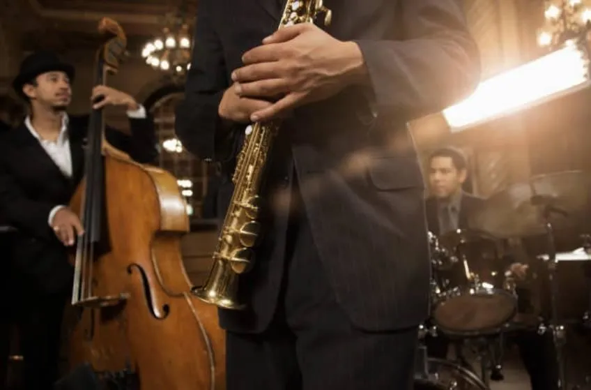 La imagen 2 de la Empresa RAMIREZ M. FERNANDO Y SU TRIO MAGISTRAL