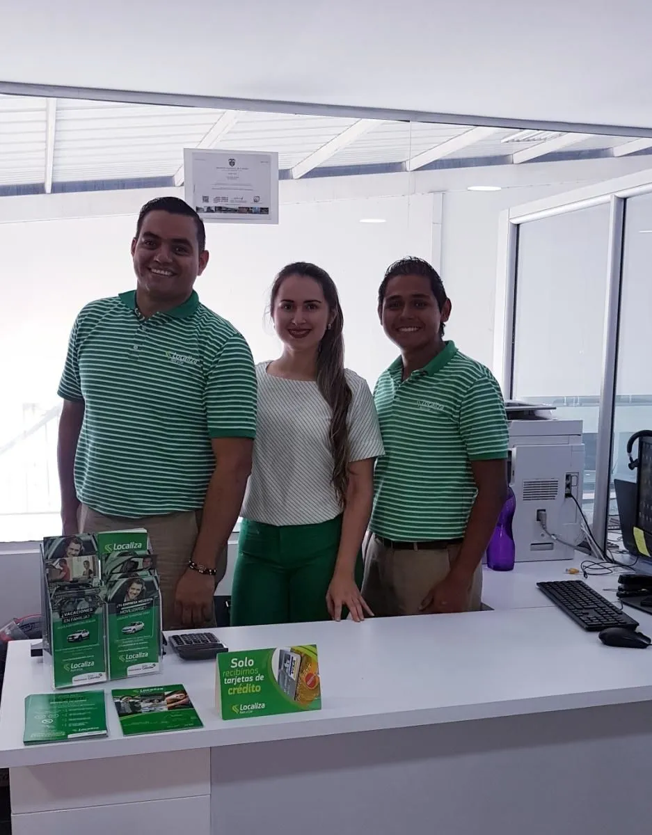 La imagen 3 de la Empresa LOCALIZA RENT A CAR