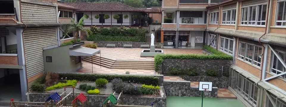 La imagen 7 de la Empresa COLEGIO DE LA COMPAÑÍA DE MARÍA LA ENSEÑANZA